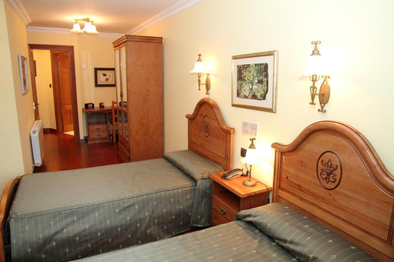 Posada Casa De Don Guzman Vega de Pas Kültér fotó